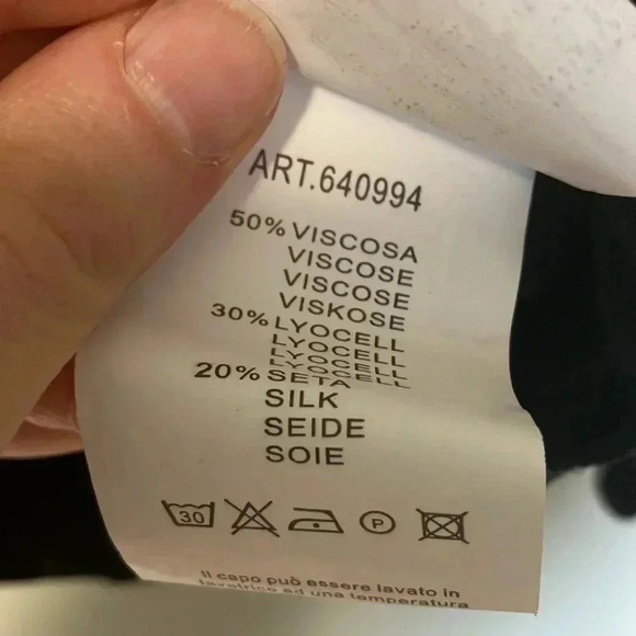 Liu Jo uomo viscose lyocell silk blend  black v neck sweater - Picture 5 of 6